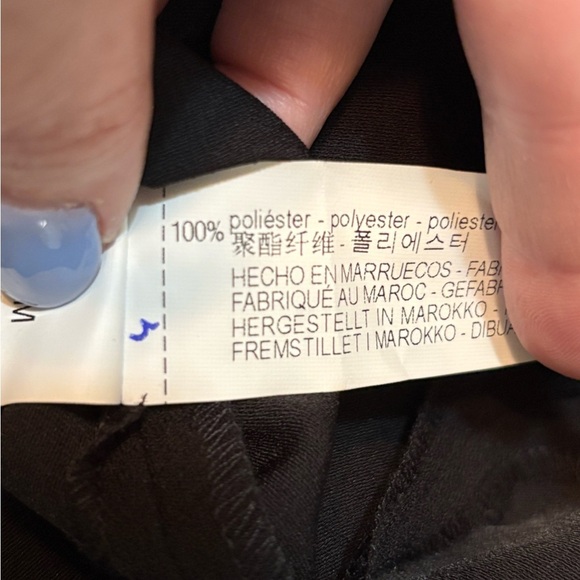 Zara Black Blouse w/ White Trim & Button Detail. Size XS NWT - Picture 6 of 15